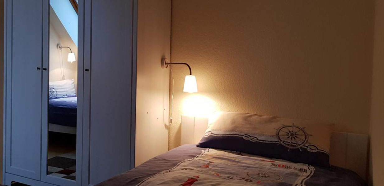 Schlafzimmer 2